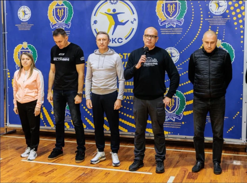 виступає євген кончаковський