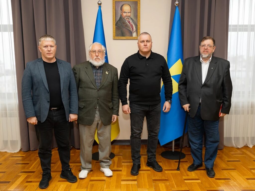 Культурний діалог і підтримка інклюзії: керівництво Полтавщини зустрілося з письменниками й дослідниками з Кременчуччини