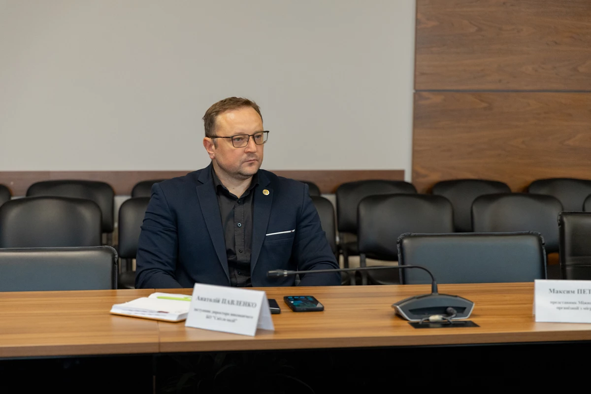 зустріч в полтавській ова